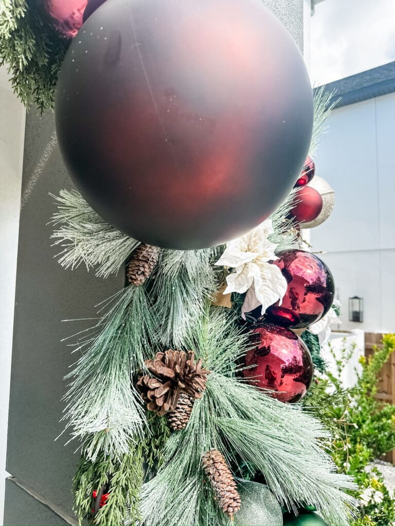 exterior holiday decorating